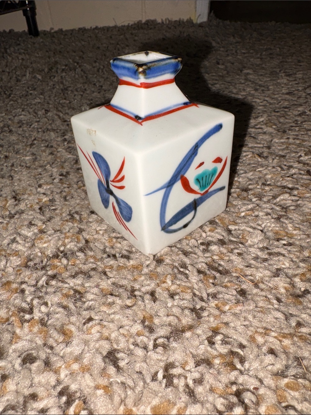 Japanese Small Porcelain Vase Square Shape Red Flower design by Baizan 3 inches